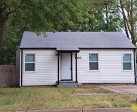 Building Photo - 1310 S Palisade St