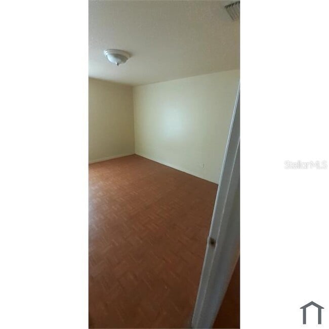 Building Photo - 4226 E Palifox St
