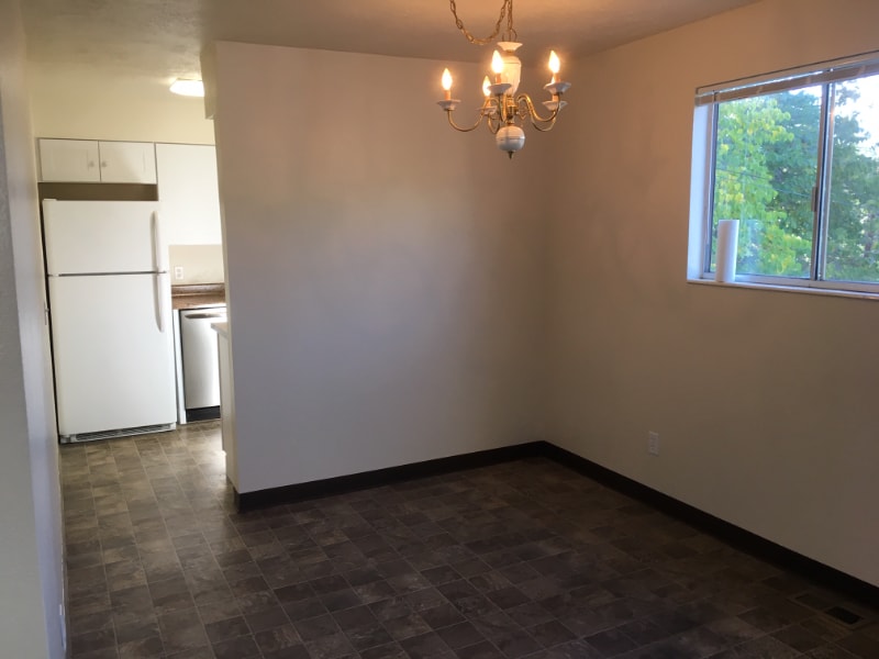 Building Photo - 1792 Gundersen Ln S