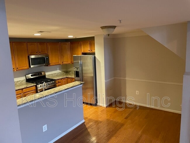 Building Photo - 14217 St Germain Dr