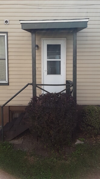 Building Photo - 518 Mulberry St