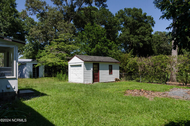 Building Photo - 33 Covil Ave