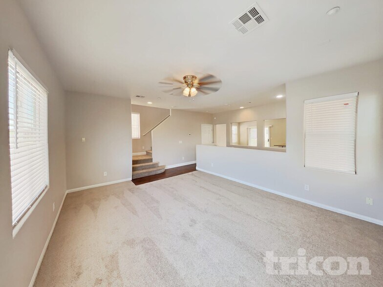 Building Photo - 6639 Weeping Pine St