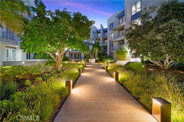 Building Photo - 565 Anton Blvd