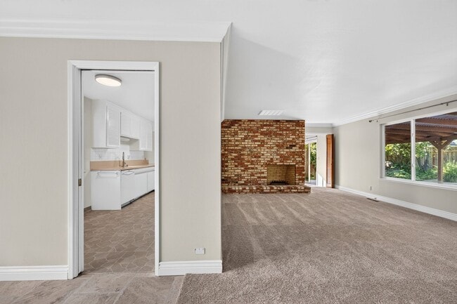 Building Photo - Single-Story Walnut Creek Home Near Top-Rated Schools, BART & Shopping