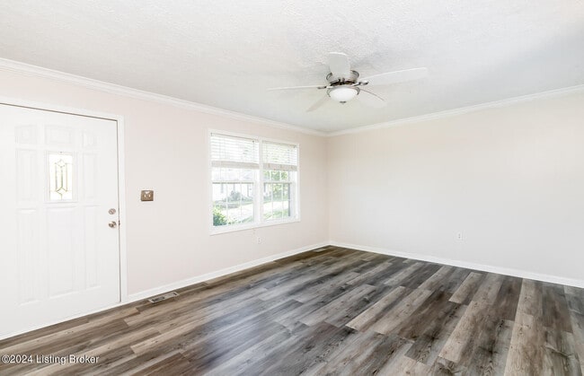 Building Photo - 120 Franklin Ave