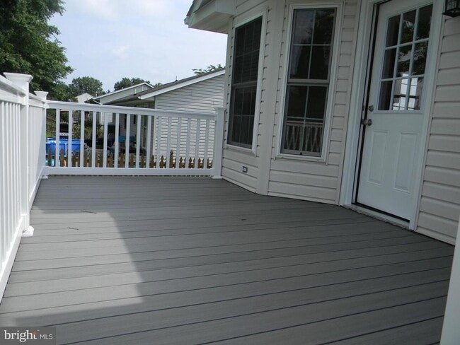 Building Photo - 103 Turtleback Ct