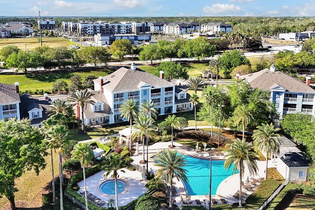 Building Photo - "Beautifully Furnished 3-Bedroom Condo in Desirable Heritage Crossing"