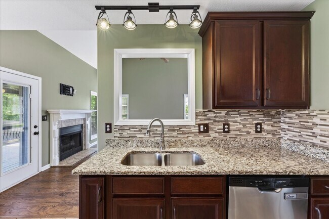 Building Photo - 3739 Tradewinds Terrace