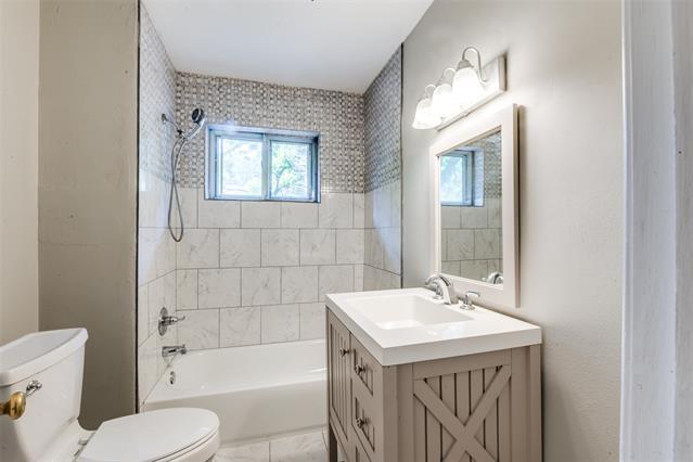 Building Photo - 1703 Raydon Dr