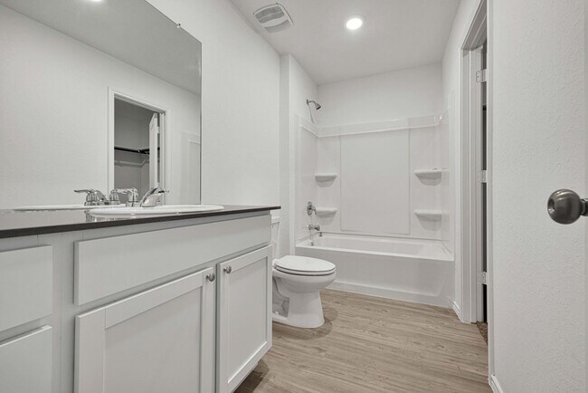 Building Photo - 9206 Selene Pl