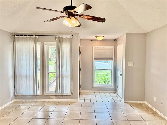 Building Photo - 2428 Pecan Grove Ct