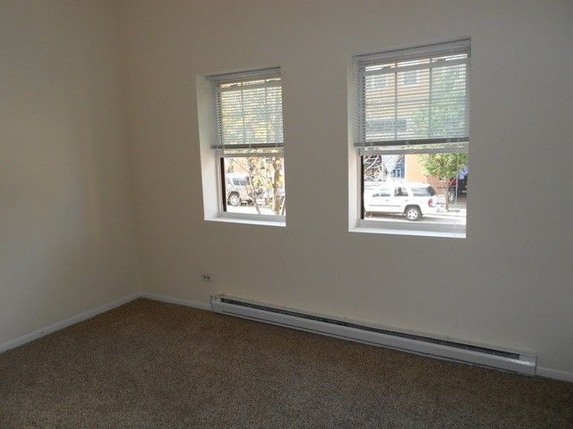Building Photo - 620 N Milwaukee Ave