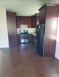 Building Photo - 1357 Delwood St