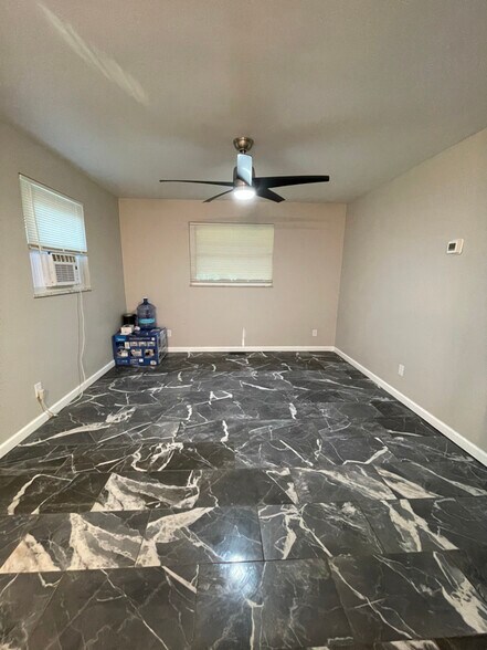 Building Photo - 7901 Camargo Rd