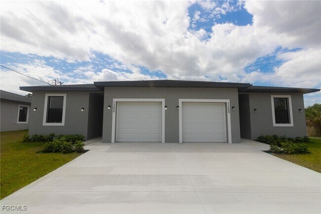 Building Photo - 1260 Milwaukee Blvd