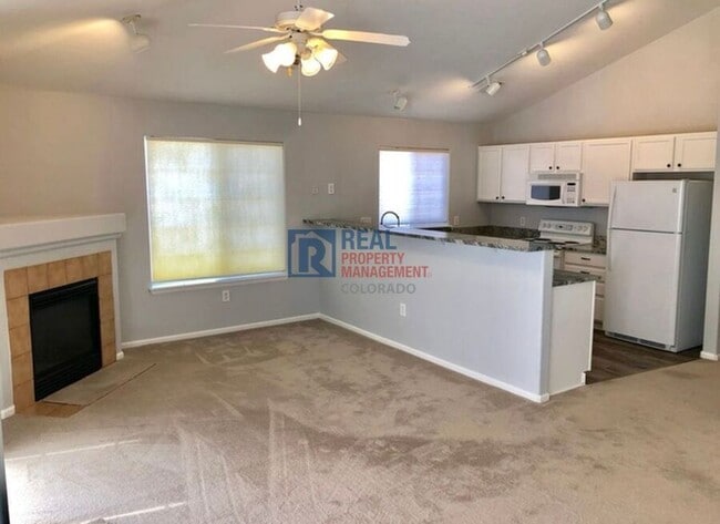 Building Photo - 3251 E 103rd Pl
