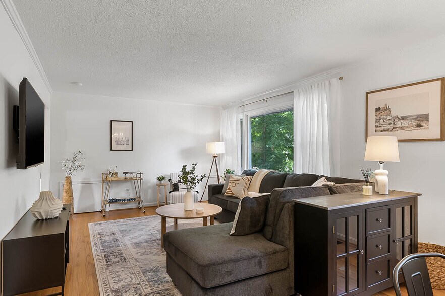 Building Photo - 4005 Lehigh Ct