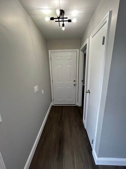 Building Photo - 112 Prescott Pl