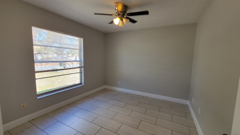 Building Photo - 419 Caballero Rd