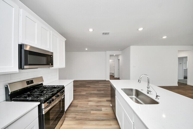 Building Photo - 9035 Rose Water Trl