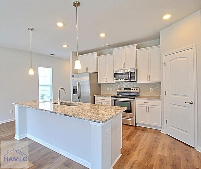 Building Photo - 232 Flagler Dr