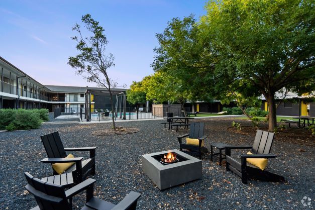 Fire Pit - Primrose HAUS