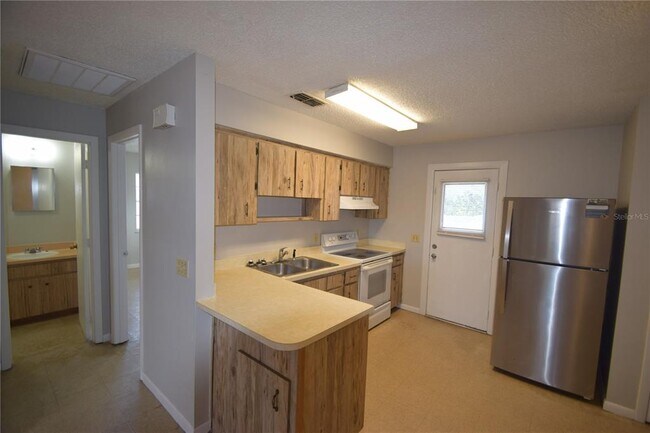 Building Photo - 117 Leelon Rd