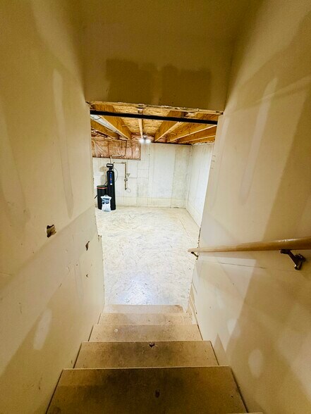 Building Photo - 7889 W 155th Pl