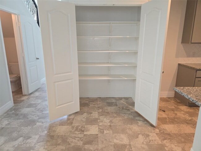 Building Photo - 40350 Bay Warbler Wy