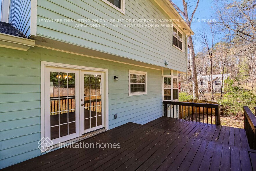 Building Photo - 2071 Hunters Cove Dr