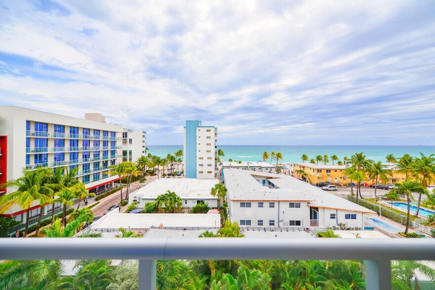 Building Photo - 777 N Ocean Dr