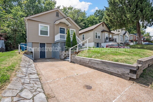 Building Photo - 7122 Dawson Pl