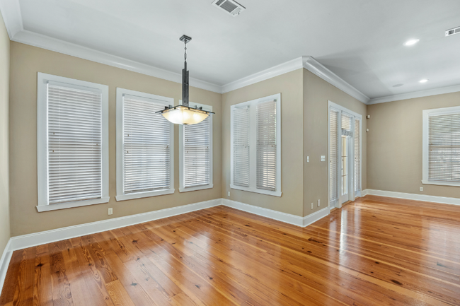 Building Photo - 1836 Ashley Hall Way