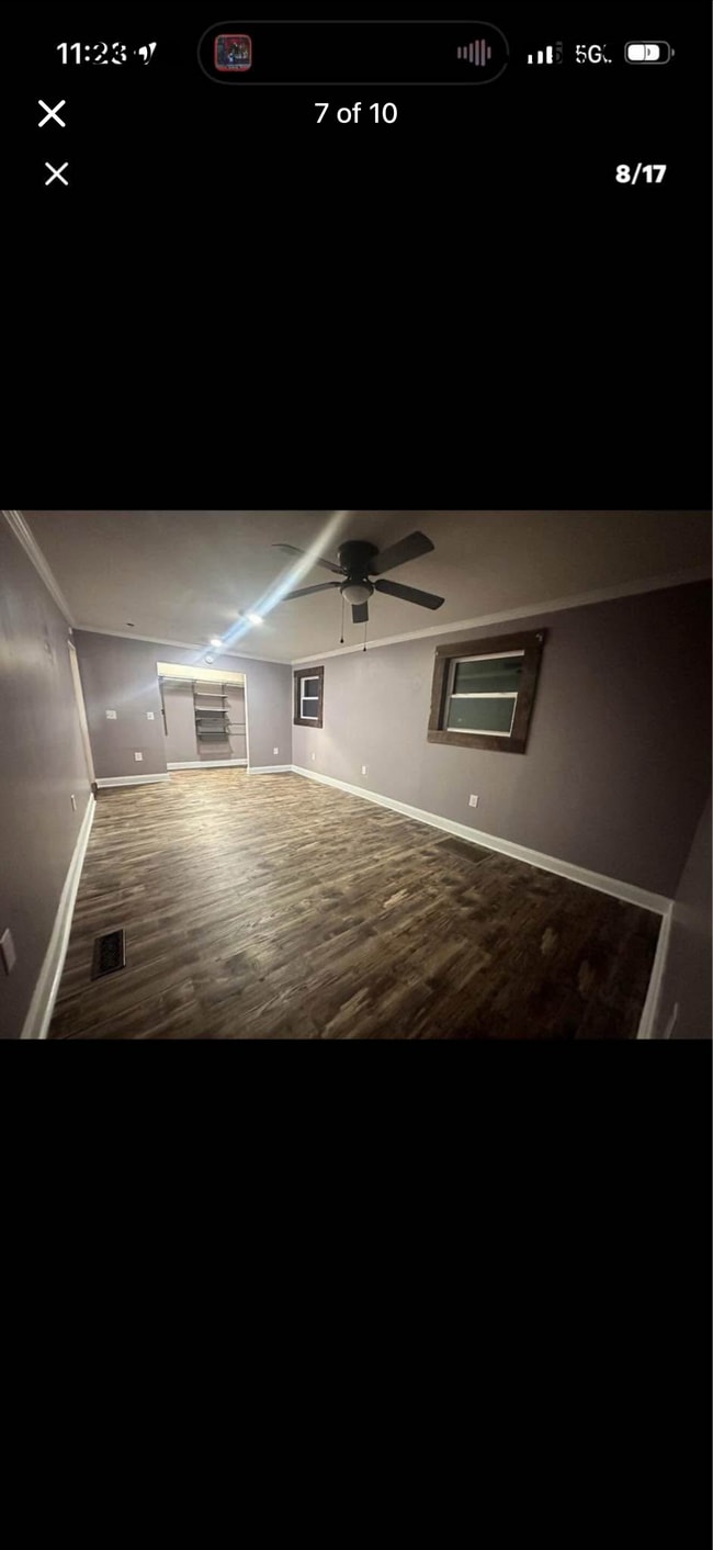 Building Photo - 120 7th St