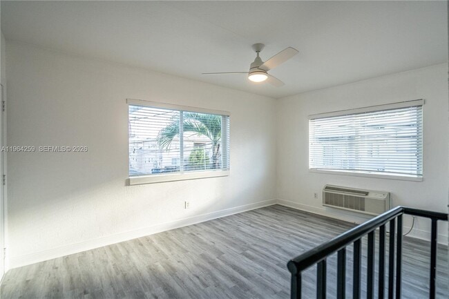 Building Photo - 7315 Carlyle Ave