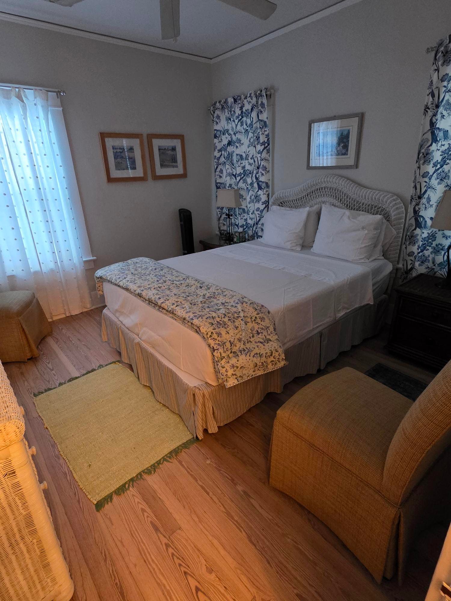 Building Photo - 429 Avenida Alegre