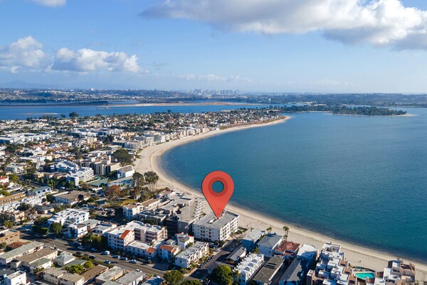 Building Photo - 4007 Everts St