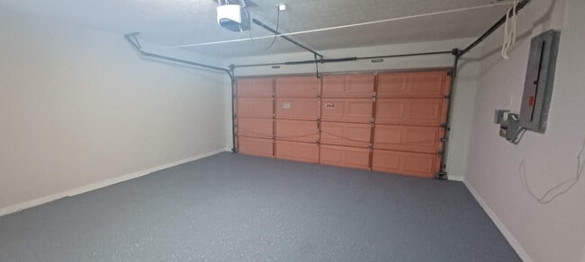 Building Photo - 150 NW Byron St