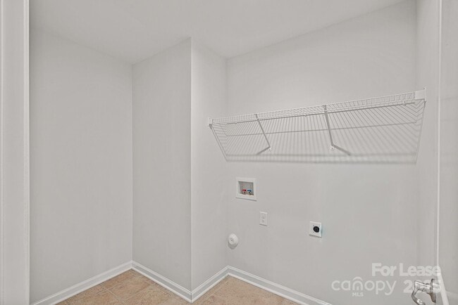 Building Photo - 206 Scenic View Ln