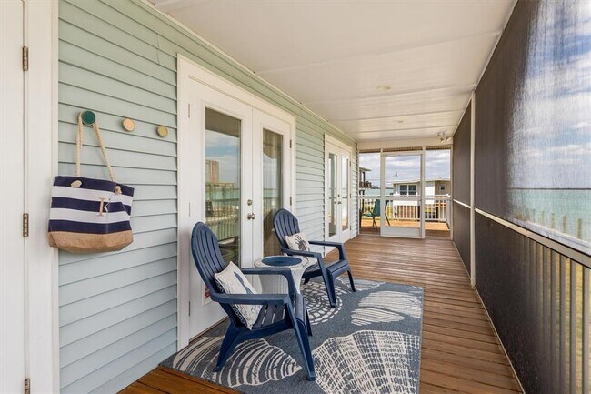 Building Photo - 9750 LITTLE GASPARILLA Is