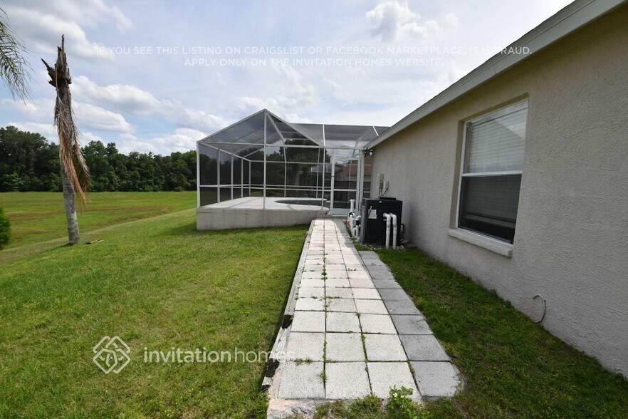 Building Photo - 4639 River Overlook Dr