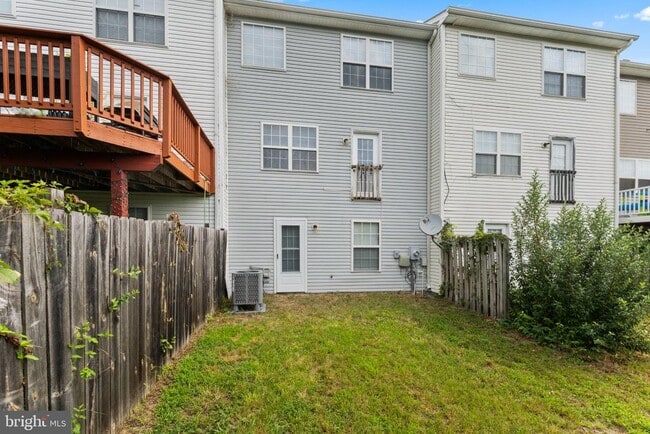 Building Photo - 209 Ilona Ct