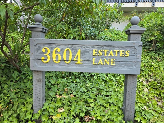 Building Photo - 3604 W Estates Ln