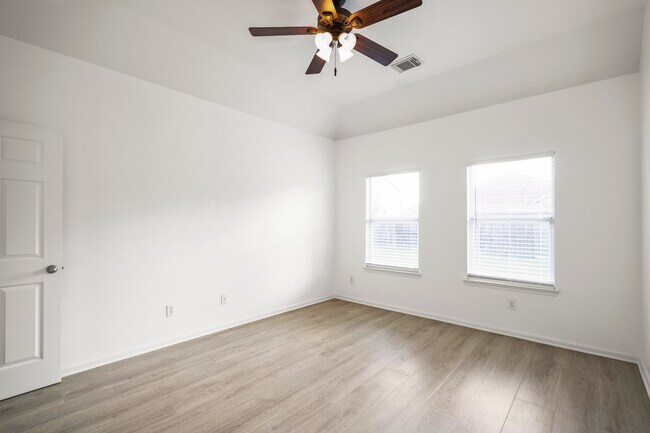 Building Photo - 21810 Mansfield Bluff Ln