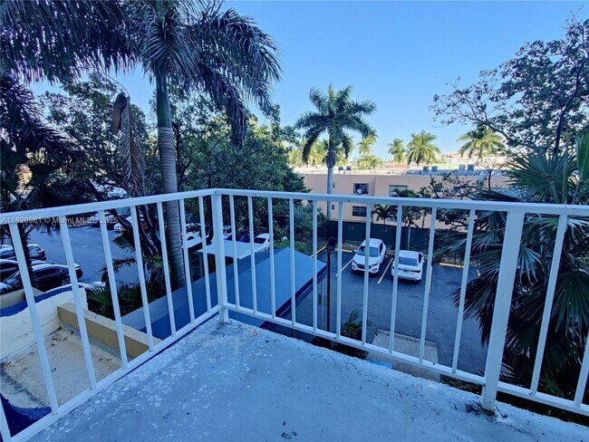 Building Photo - 4550 NW 9th St