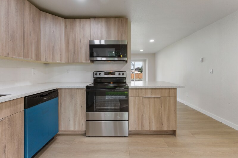 Building Photo - 818 173rd St S