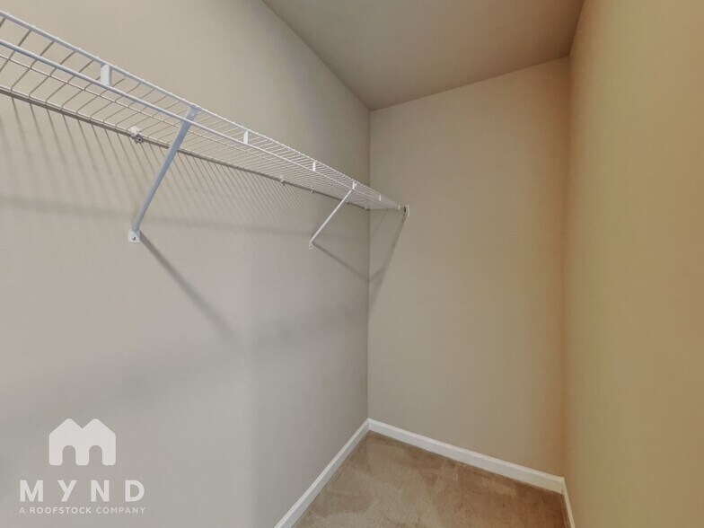 Building Photo - 31 Flip Flop Cir