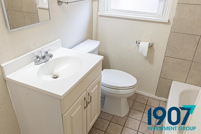 Building Photo - 700 NW 89th St