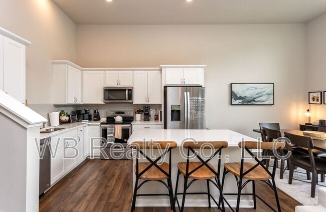 Building Photo - 9750 Turnpoint Dr